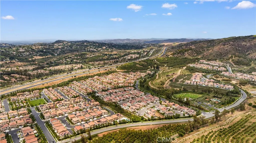 59 Longchamp, Irvine, California 92602 home-pic-35